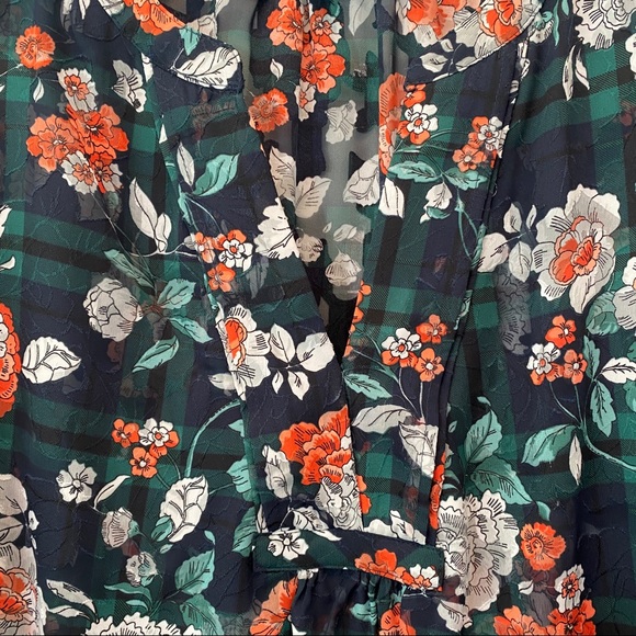 Tommy Hilfiger floral blouse - Picture 8 of 12
